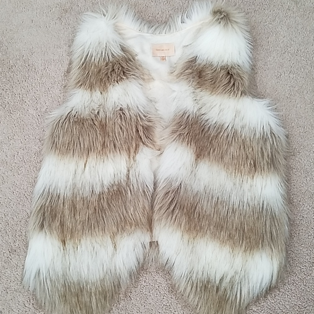 Faux fur vest